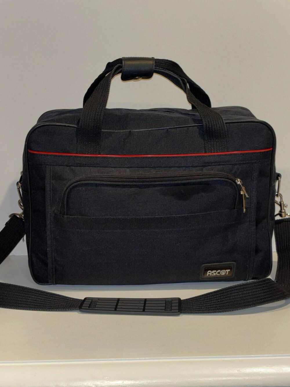 Vintage Ascot Navy Blue Carry On Duffle Bag 15 x 11 x 6